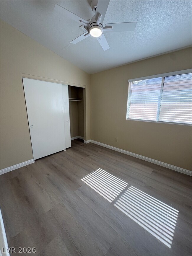 Building Photo - 1009 Torington Dr