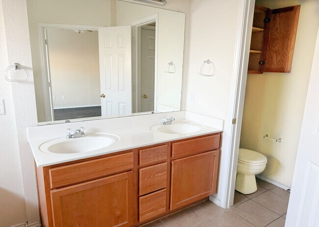 Building Photo - 4603 Causeway Ct