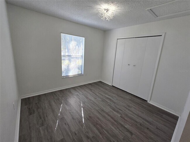 Building Photo - 9 Colrain Way