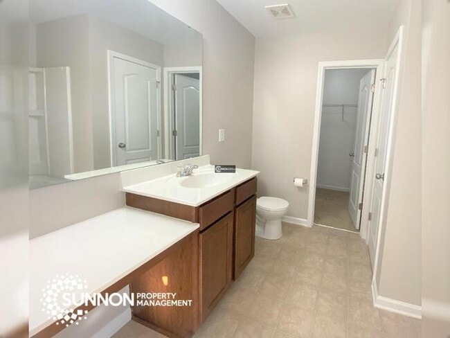 Building Photo - Charming 4 Bed, 3 Bath Home Corner Lot in Indian Trail!