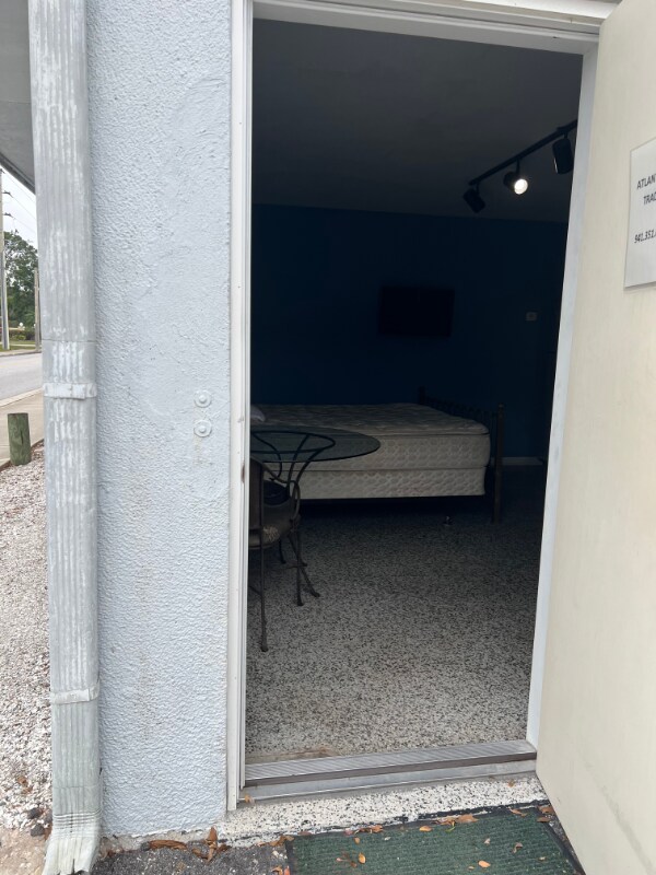 Building Photo - 959 N Lime Ave