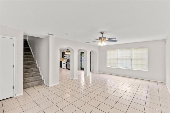 Building Photo - 4416 Thunderbird Ave