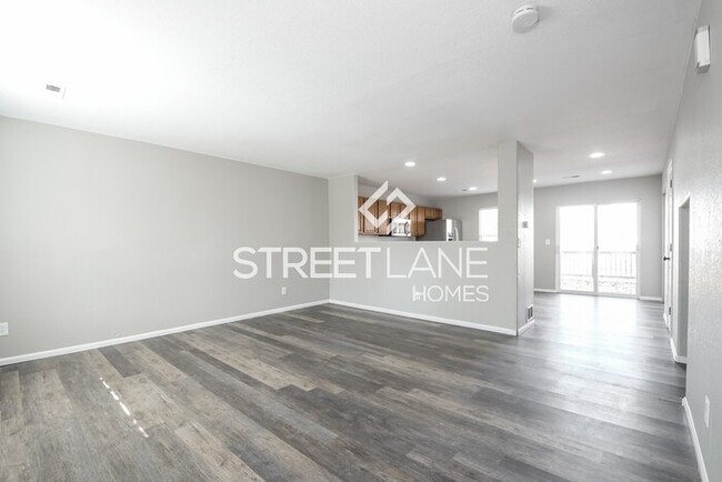 Building Photo - HALF OFF FIRST FULL MONTH WITH LEASE SIGNE...