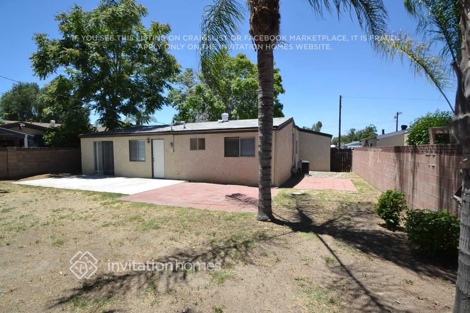 Building Photo - 27210 Marchland Ave