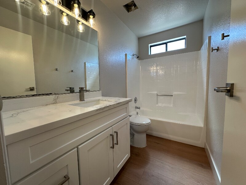 Building Photo - 3330 Tolteca Dr