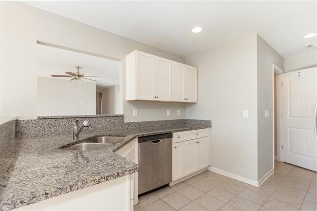 Building Photo - 107 Grandview Dr