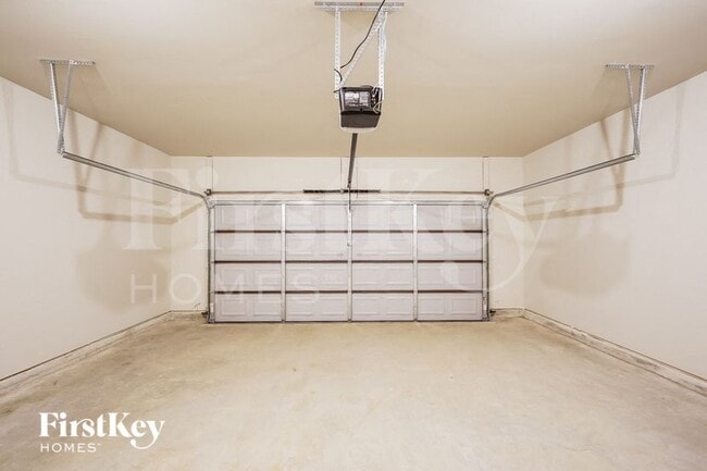 Building Photo - 1320 Brookhaven Dr