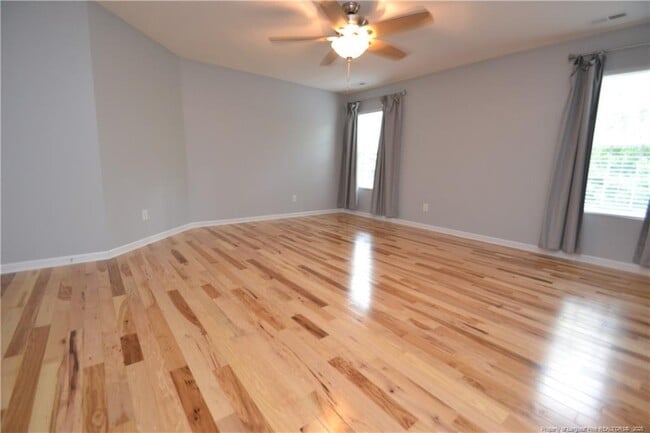 Building Photo - 2804 Thoreau Dr