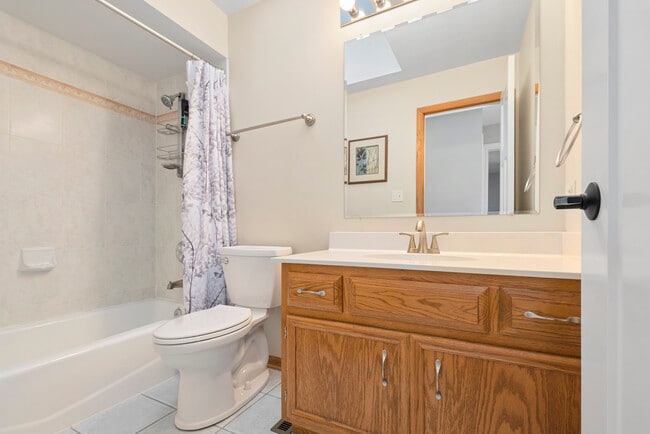 Building Photo - 790 Eastwind Dr