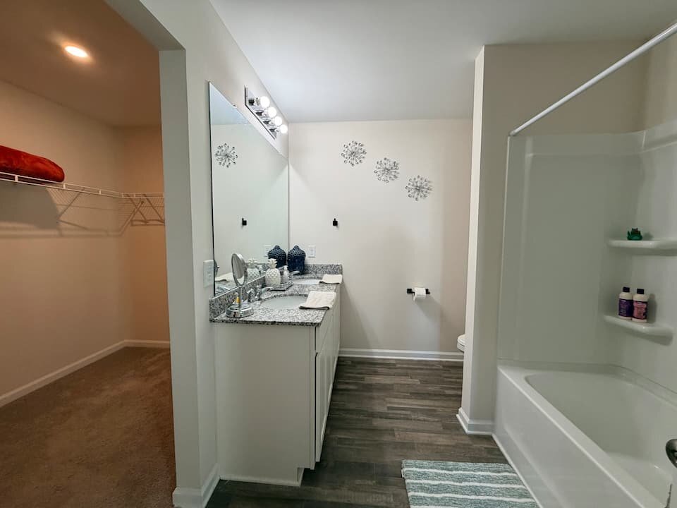 Building Photo - 301 Long Grove Ln