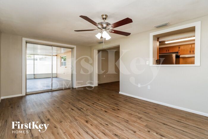 Building Photo - 2912 Puma Dr