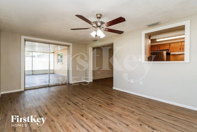 Building Photo - 2912 Puma Dr