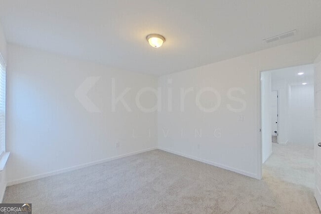 Building Photo - 111 English Oak Ln