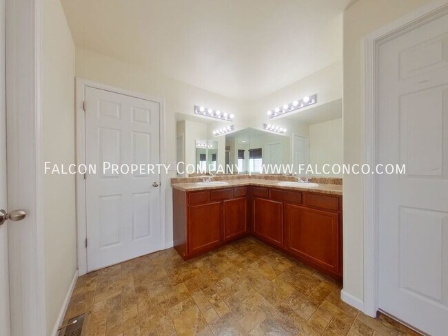 Building Photo - 7609 Sun Prairie Dr