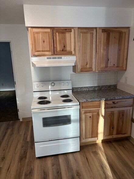 Building Photo - 301 W Abriendo Ave