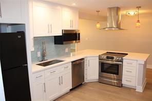 Building Photo - 1505 N Ross Ave