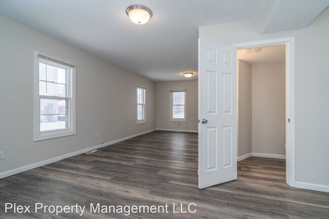 Building Photo - 2 br, 1.5 bath House - 625 7th Avenue South