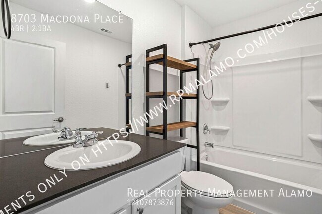 Building Photo - 8703 Macdona Pl