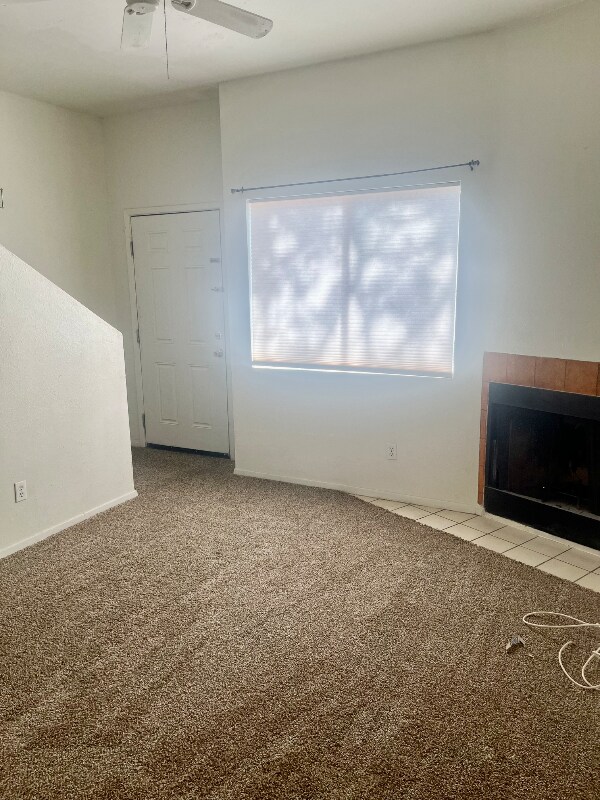 Building Photo - 3409 N Fontana Ave