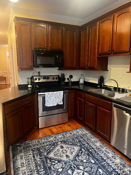 Building Photo - 4203 New Town Ave