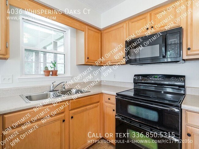 Building Photo - 4036 Whispering Oaks Ct