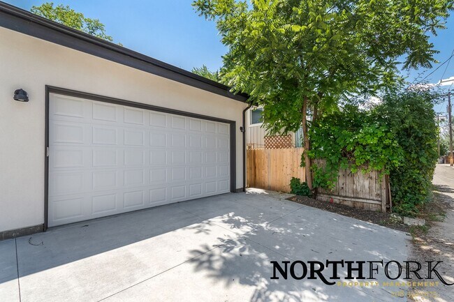 Building Photo - New Construction and Great Location - Avai...