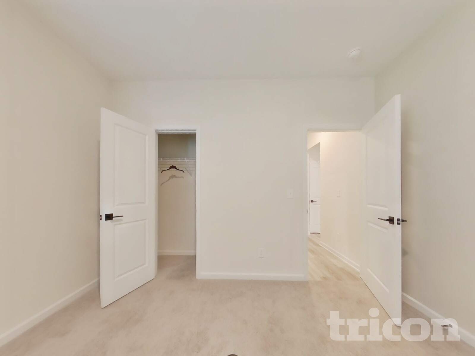 Building Photo - 617 Mountain Oaks Pkwy