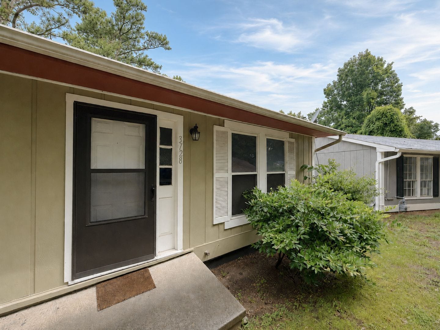 Building Photo - 3728 Chula Vista Dr