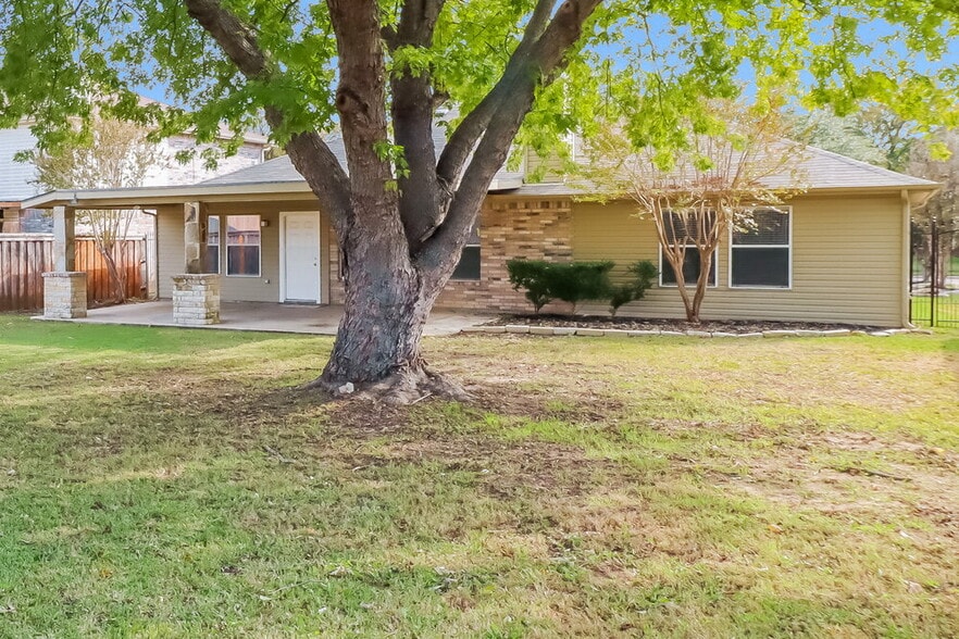 Building Photo - 3113 Lighthouse Dr