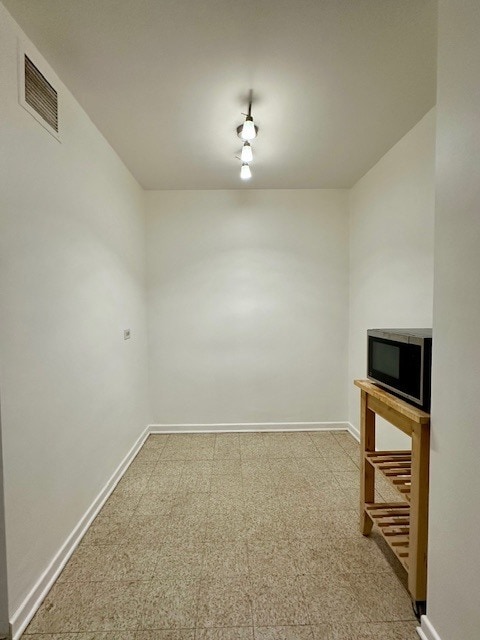 Building Photo - 1516 Hinman Ave