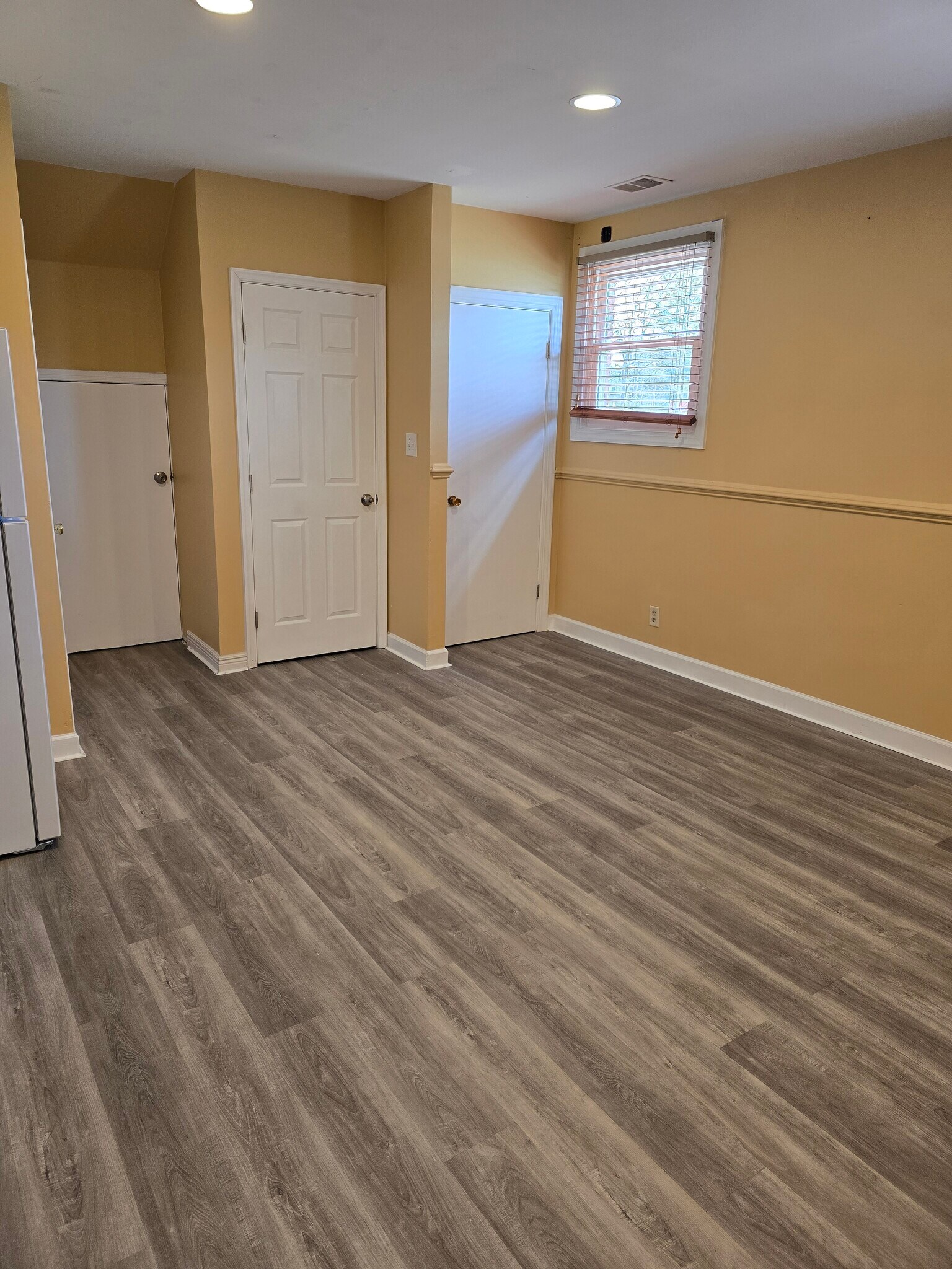 Building Photo - 8604 Briarwood Ct