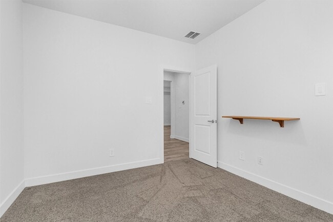 Building Photo - 29019 Pine Forest Dr