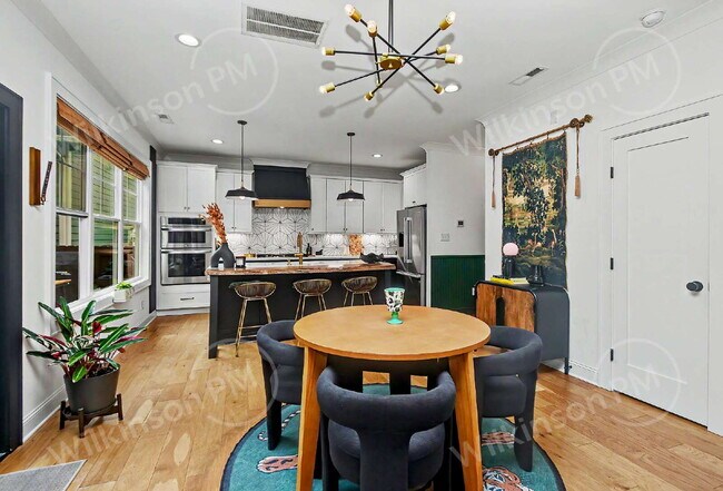 Building Photo - Luxurious & Upscale 3Br/2.5Bth, Perfect for Corporate Relocation, Professional Athlete, Successfu...