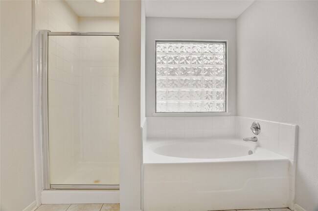 Building Photo - 29562 N Legends Bend Dr