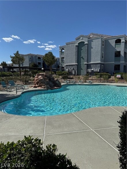 Building Photo - 6955 N Durango Dr