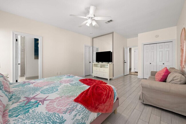 Building Photo - 4431 Luke Ave