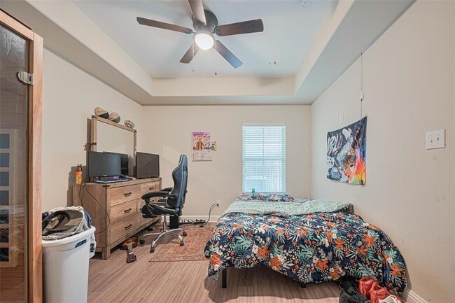 Building Photo - 24 Versante Ct