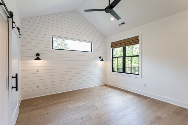 Building Photo - 141 Wisdom Cove Rd