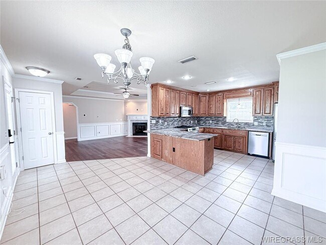 Building Photo - 501 Homestead Way