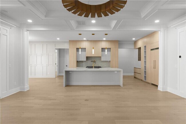 Building Photo - 407 Buford