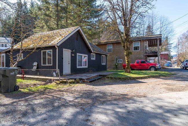 Building Photo - 936 Freeman St