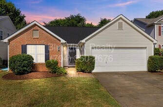 Building Photo - Beautiful Ranch House with 3 bed 2 bath ( Ballantyne area )