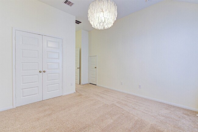 Building Photo - 4022 Steep Woods Dr