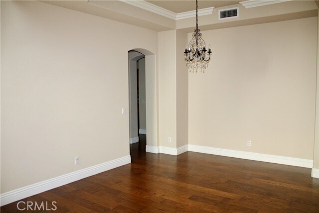 Building Photo - 42 Clear Creek