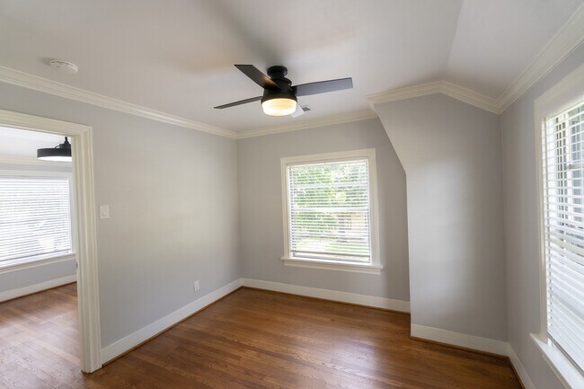 Building Photo - 8134 Niles St
