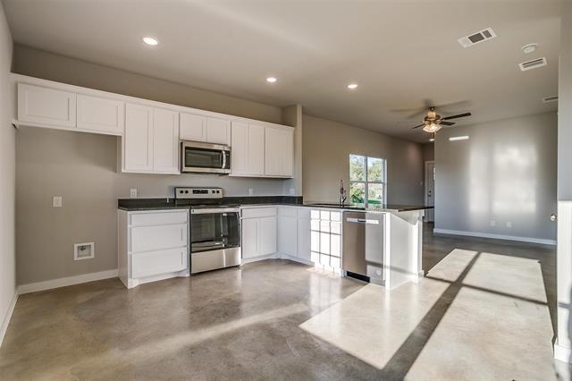 Building Photo - 609 Mesquite Dr