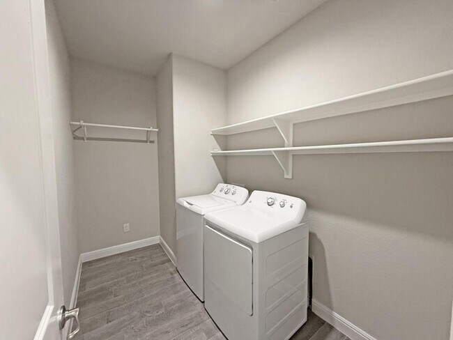Building Photo - 1413 El Cerrito Ln