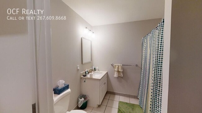 Building Photo - 720 N 5th St