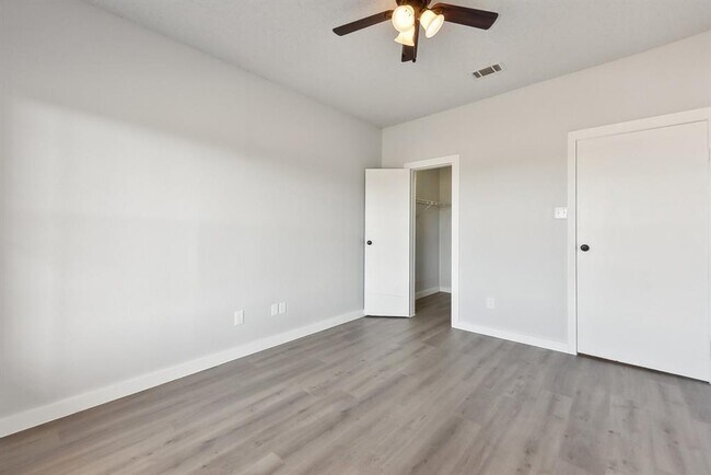 Building Photo - 12166 Metric Blvd