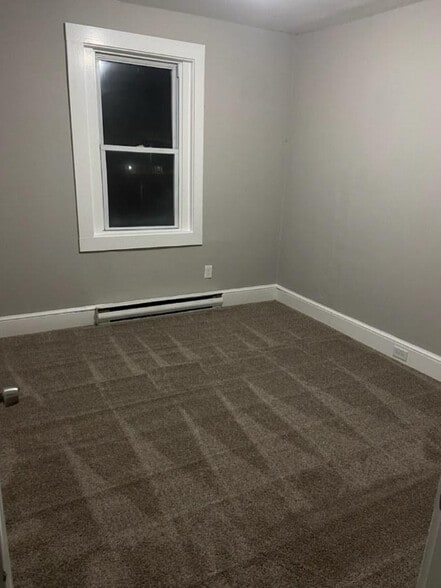 Building Photo - 11689 Beechwood St